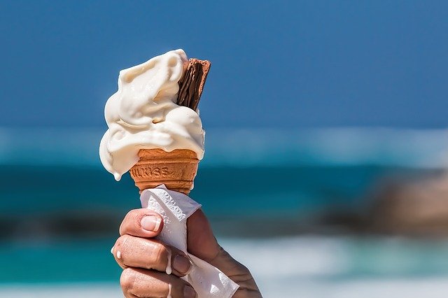 ice-cream-1274894_640